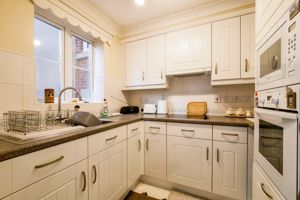 KITCHEN- click for photo gallery